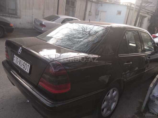 Mercedes C 240 1998, 215,000 km - 2.4 l - Bakı