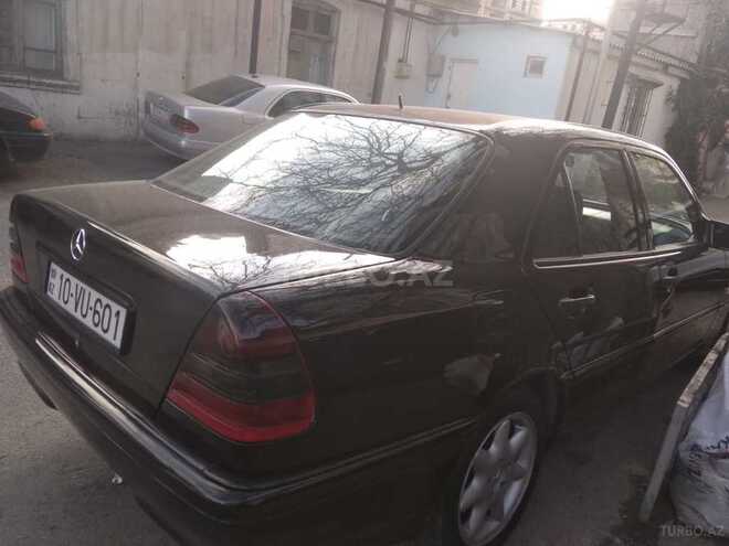 Mercedes C 240 1998, 215,000 km - 2.4 l - Bakı