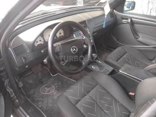 Mercedes C 240 1998, 215,000 km - 2.4 l - Bakı