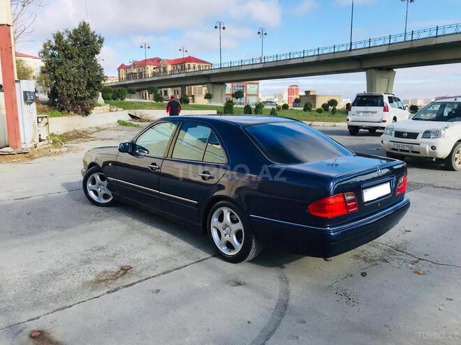 Mercedes E 200 1998, 256,000 km - 2.0 л - Bakı