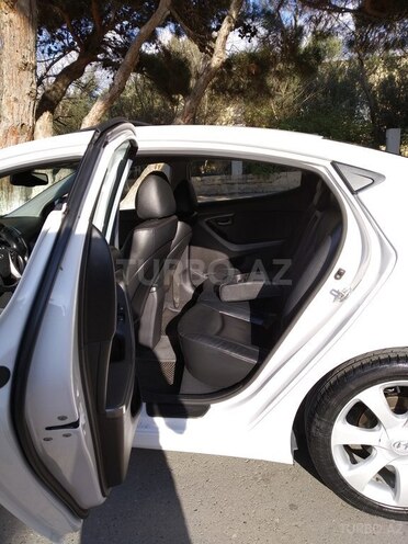 Hyundai Elantra 2013, 118,000 km - 1.8 l - Bakı