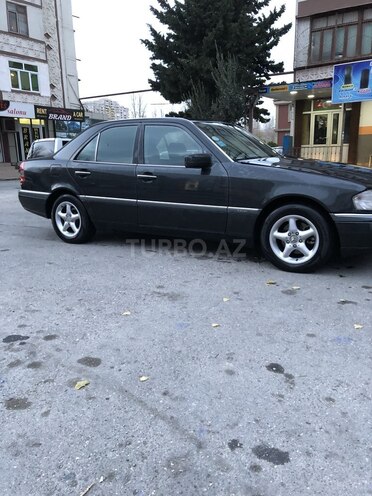 Mercedes C 180 1993, 235,600 km - 1.8 l - Bakı