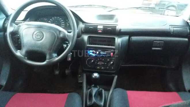 Opel Astra 1996, 340,000 km - 1.6 l - Sumqayıt