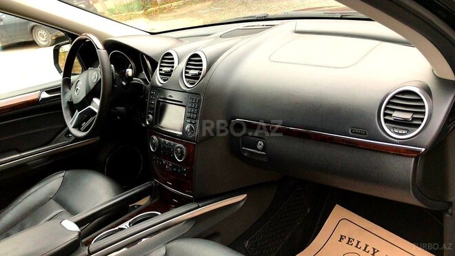 Mercedes GL 550 2010, 96,000 km - 5.5 l - Bakı