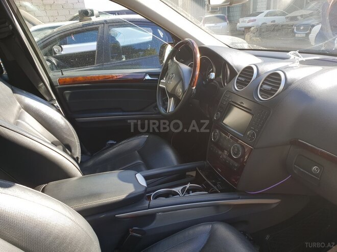 Mercedes GL 550 2010, 96,000 km - 5.5 l - Bakı