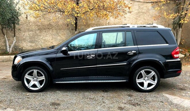 Mercedes GL 550 2010, 96,000 km - 5.5 l - Bakı
