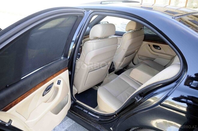 BMW 525 2001, 264,000 km - 2.5 l - İsmayıllı