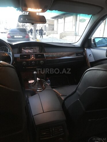 BMW 525 2006, 201,000 km - 0.3 l - Bakı