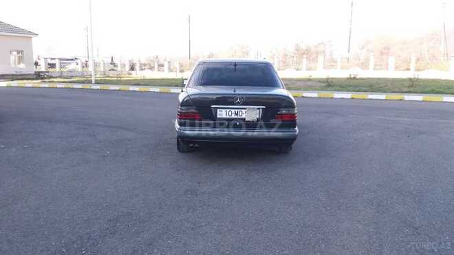 Mercedes E 300 1994, 494,875 km - 3.0 l - Bakı