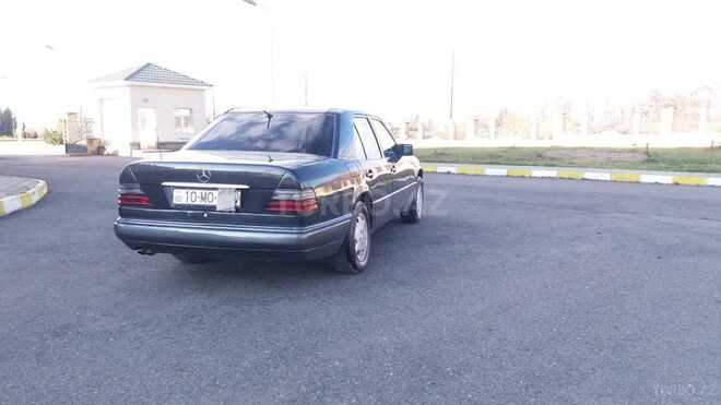 Mercedes E 300 1994, 494,875 km - 3.0 l - Bakı
