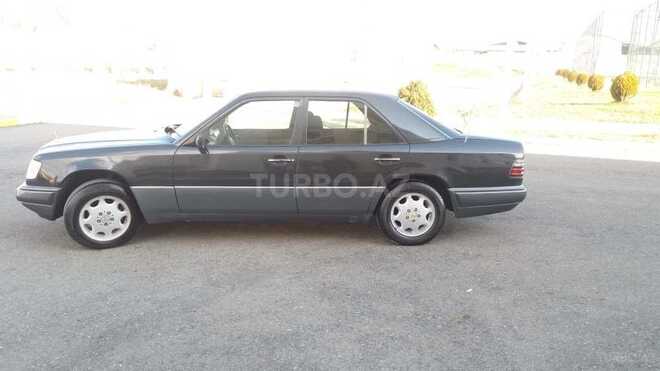 Mercedes E 300 1994, 494,875 km - 3.0 l - Bakı
