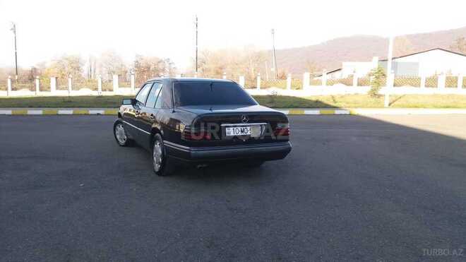 Mercedes E 300 1994, 494,875 km - 3.0 l - Bakı