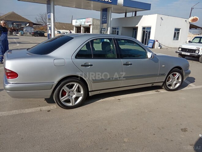 Mercedes E 230 1997, 317,327 km - 2.3 l - Mingəçevir