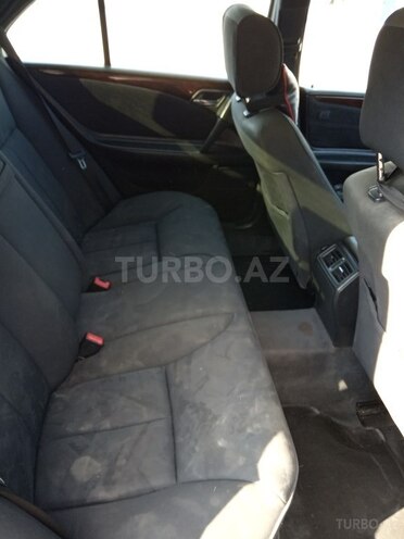 Mercedes E 230 1997, 317,327 km - 2.3 l - Mingəçevir