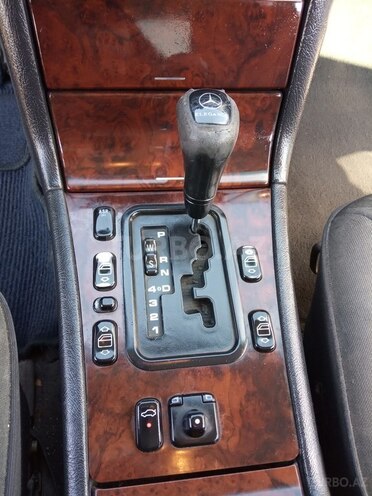 Mercedes E 230 1997, 317,327 km - 2.3 l - Mingəçevir