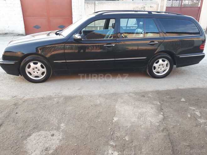Mercedes E 240 2000, 275,000 km - 2.6 л - Ağdaş