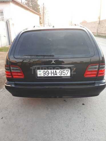 Mercedes E 240 2000, 275,000 km - 2.6 л - Ağdaş