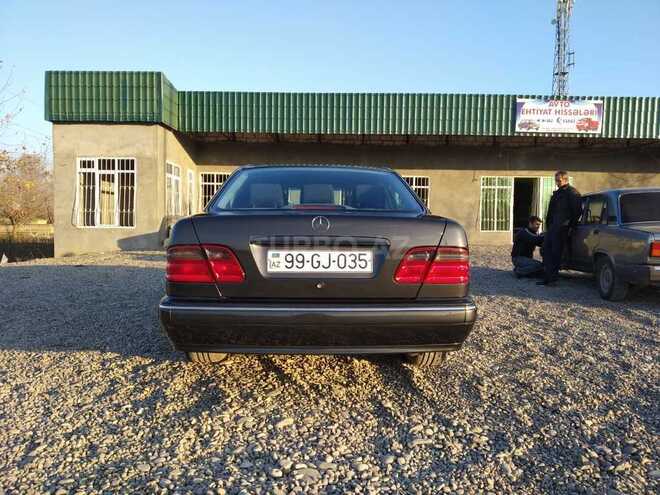 Mercedes E 200 2000, 235,890 km - 2.0 l - Tərtər