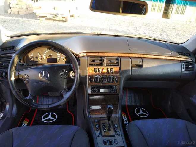 Mercedes E 200 2000, 235,890 km - 2.0 l - Tərtər