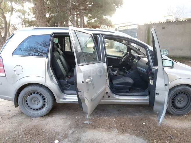 Opel Zafira 2006, 320,000 km - 1.6 l - Bakı