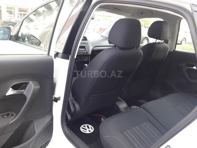 Volkswagen Polo 2018, 10,200 km - 1.6 l - Bakı
