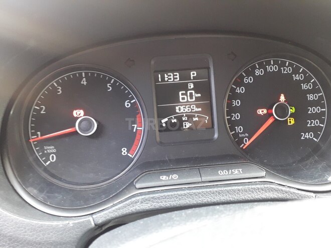 Volkswagen Polo 2018, 10,200 km - 1.6 l - Bakı