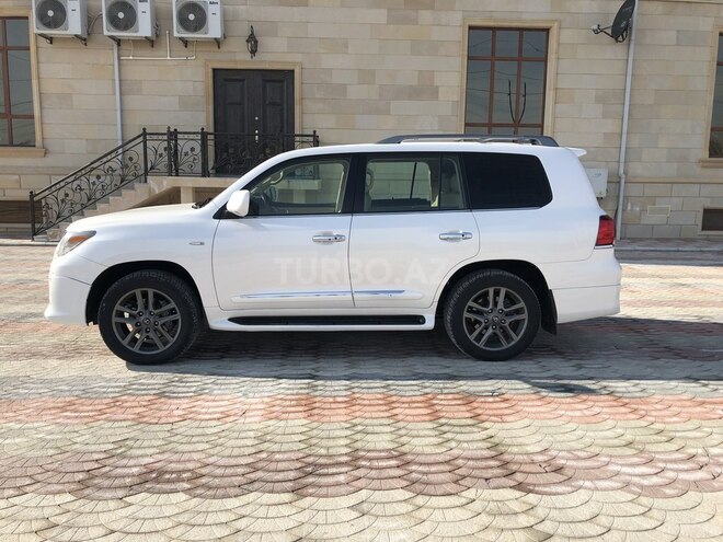 Lexus LX 570 2009, 140,000 km - 5.7 l - Şamaxı