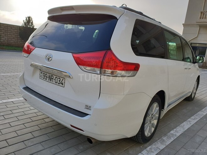 Toyota Sienna 2011, 148,000 km - 3.5 l - Bakı