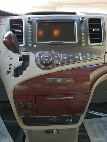 Toyota Sienna 2011, 148,000 km - 3.5 l - Bakı