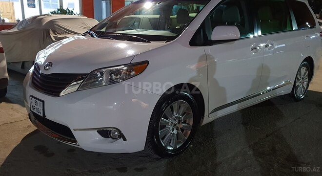Toyota Sienna 2011, 148,000 km - 3.5 l - Bakı
