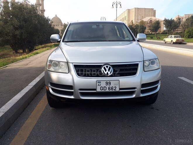 Volkswagen Touareg 2004, 182,400 km - 3.2 l - Bakı