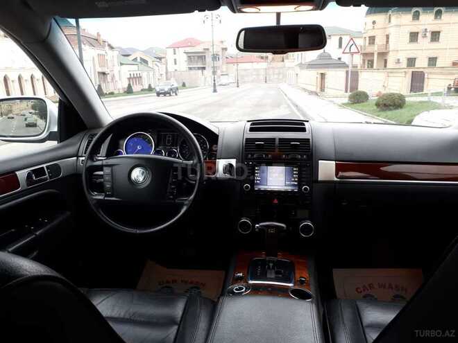 Volkswagen Touareg 2004, 182,400 km - 3.2 l - Bakı