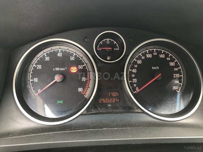 Opel Zafira 2005, 250,000 km - 2.2 л - Sumqayıt