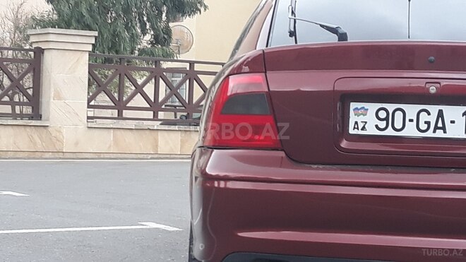 Opel Vectra 1996, 380,000 km - 2.0 l - Bakı