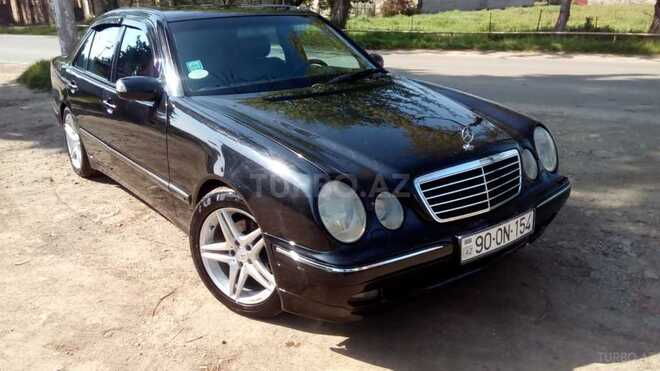 Mercedes E 240 2001, 247,000 km - 2.4 l - Bakı