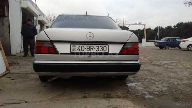 Mercedes E 230 1989, 245,896 km - 2.3 l - Bakı