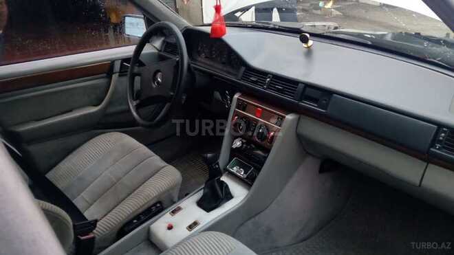 Mercedes E 230 1989, 245,896 km - 2.3 l - Bakı