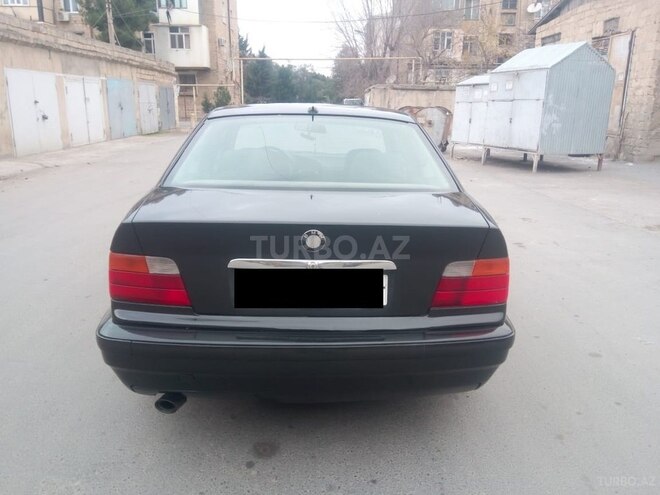 BMW 320 1993, 360,000 km - 2.0 l - Sumqayıt