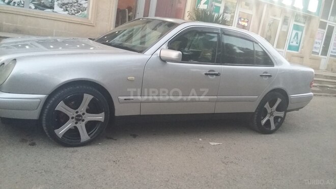 Mercedes E 240 1998, 291,300 km - 2.4 l - Şirvan