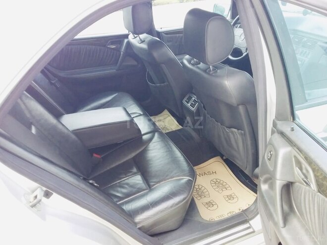Mercedes E 320 1999, 346,000 km - 3.2 l - Bakı