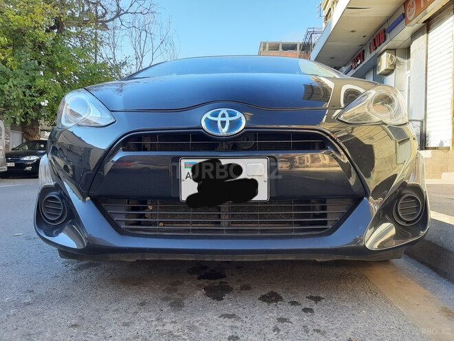 Toyota Prius 2015, 68,000 km - 1.5 л - Bakı