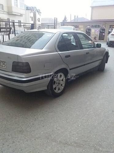 BMW 320 1992, 246,893 km - 2.0 л - Sumqayıt