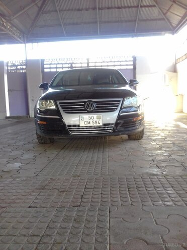 Volkswagen Passat 2006, 243,000 km - 2.0 л - Ağcabədi