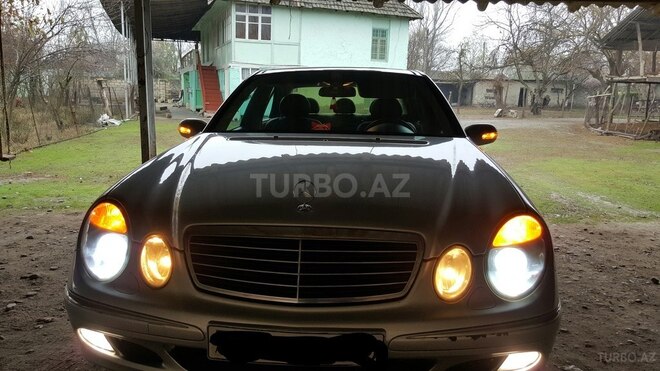 Mercedes E 220 2002, 336,000 km - 2.2 l - Ağdaş