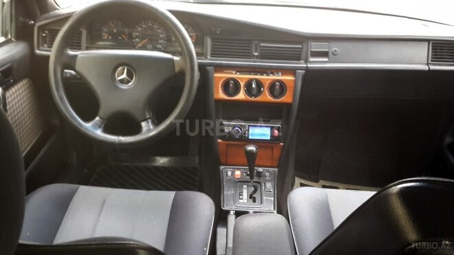 Mercedes 190 1992, 225,000 km - 2.0 l - Bakı