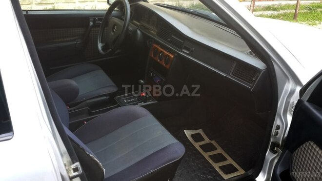 Mercedes 190 1992, 225,000 km - 2.0 l - Bakı