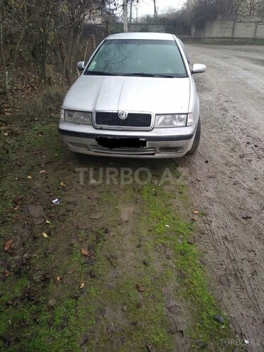 Skoda Octavia 2000, 355,555 km - 1.6 л - Saatlı