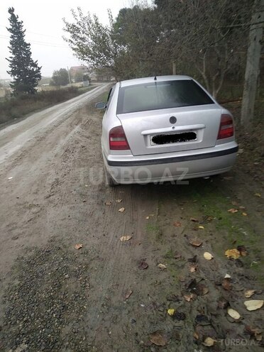 Skoda Octavia 2000, 355,555 km - 1.6 л - Saatlı