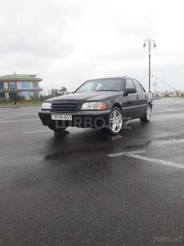 Mercedes C 230 1999, 179,000 km - 2.3 л - Xırdalan