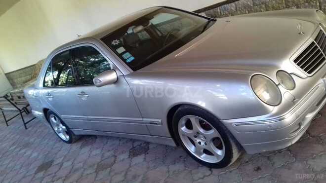 Mercedes E 240 2000, 281,000 km - 2.4 l - Bakı